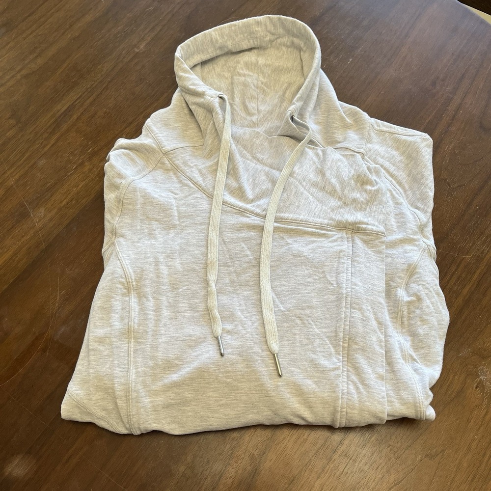 Lululemon Coast Easy Wrap Size 10 Heathered Gray LW4AZ6S